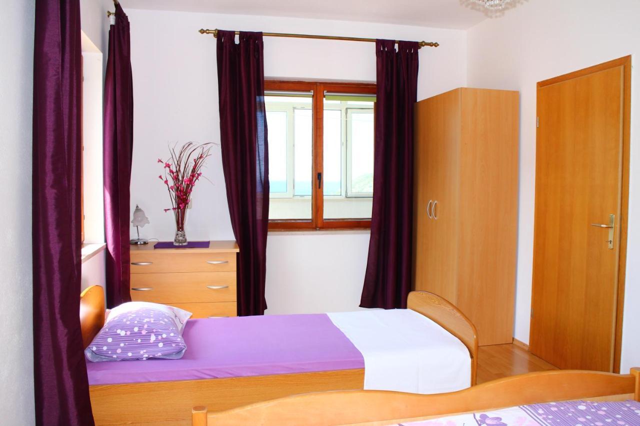 Apartment Teraferma Komiža Exterior foto